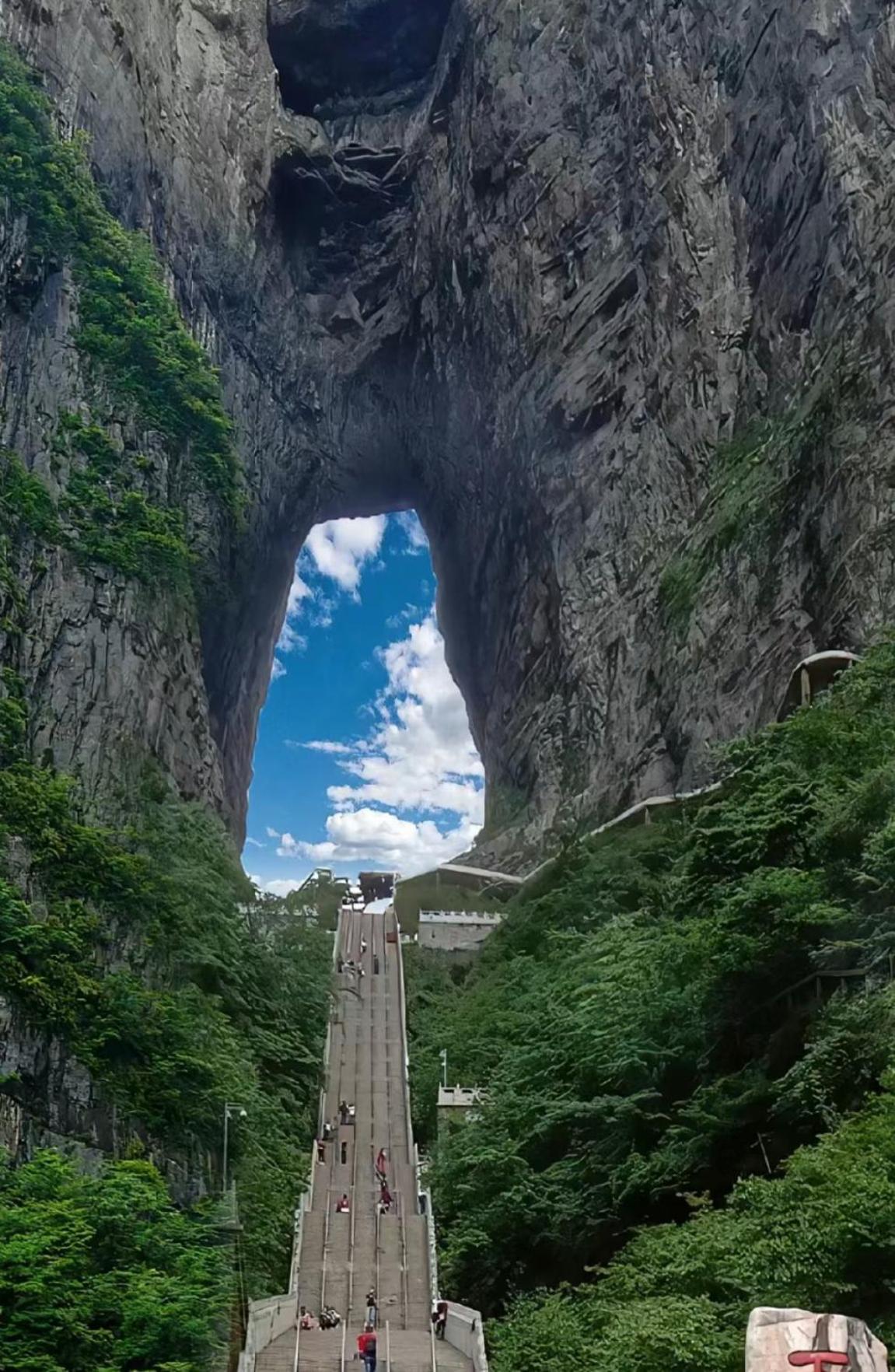 Tongfu Inn Zhangjiajie Eksteriør billede